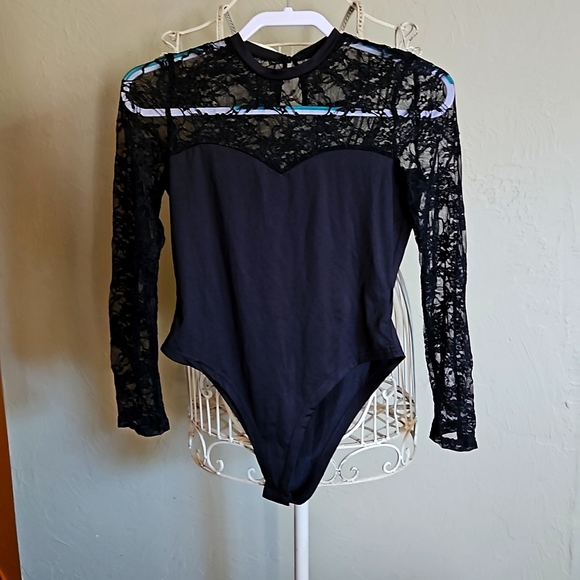 Bodysuit - Picture 1 of 1